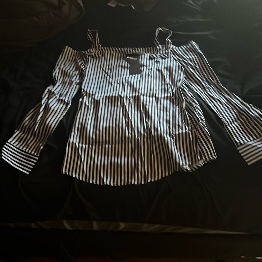Women’s Thin Striped Off Shoulder Shirt, New with Tags, Navy blue and white